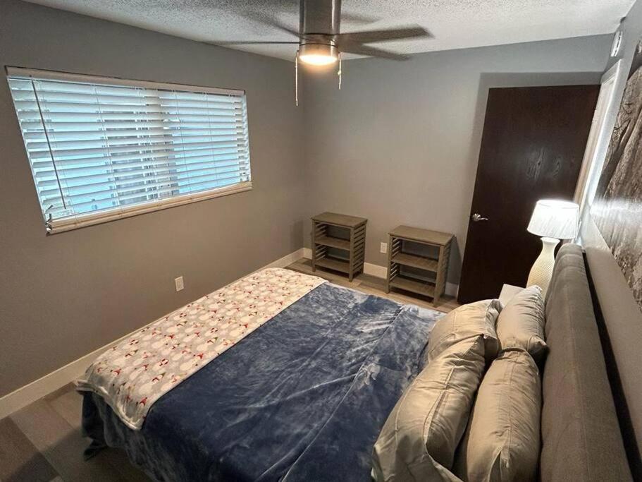 Cozy With 3 Bedrooms House *